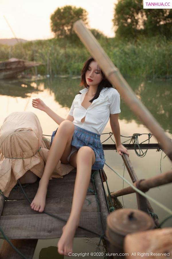 就是阿朱啊  [XiuRen]高清写真图 2020.09.14 No.2558 就是阿朱啊第24张图片